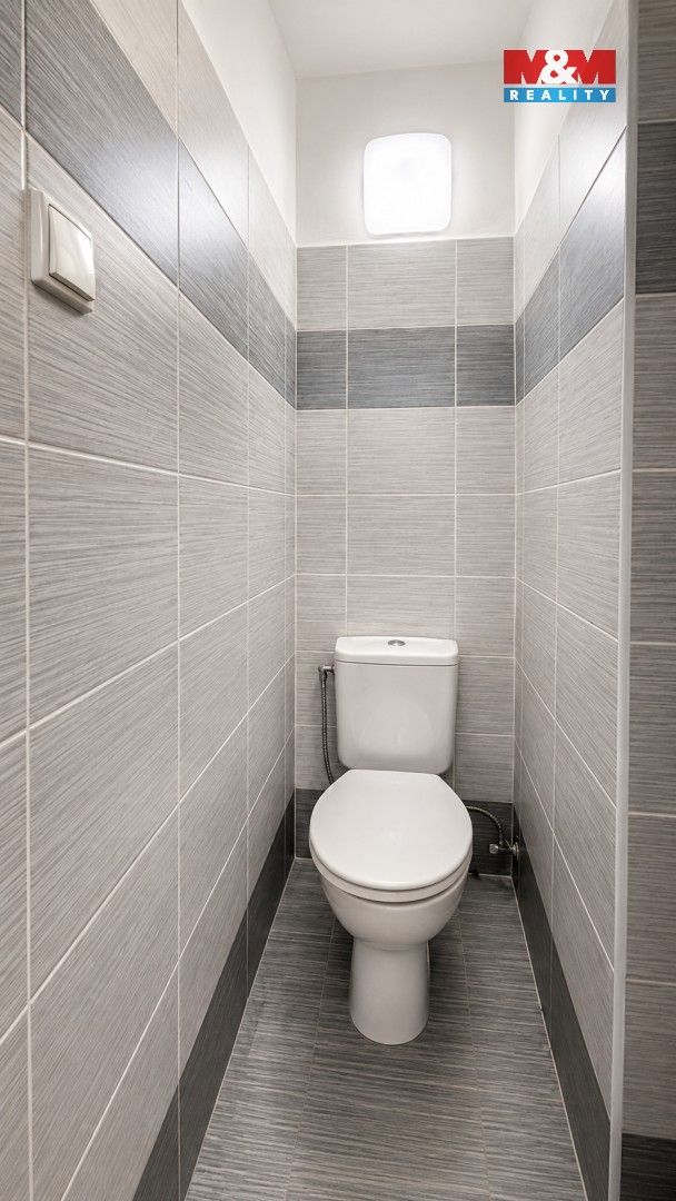 Pronájem komerčního prostoru 82 m² - foto 12