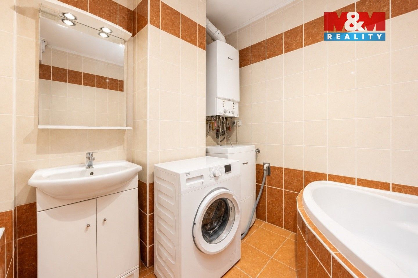 Prodej bytu 2+1 70 m² - foto 6