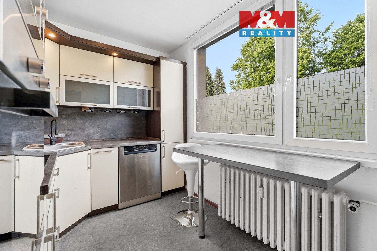 Prodej bytu 3+1 64 m² - foto 1