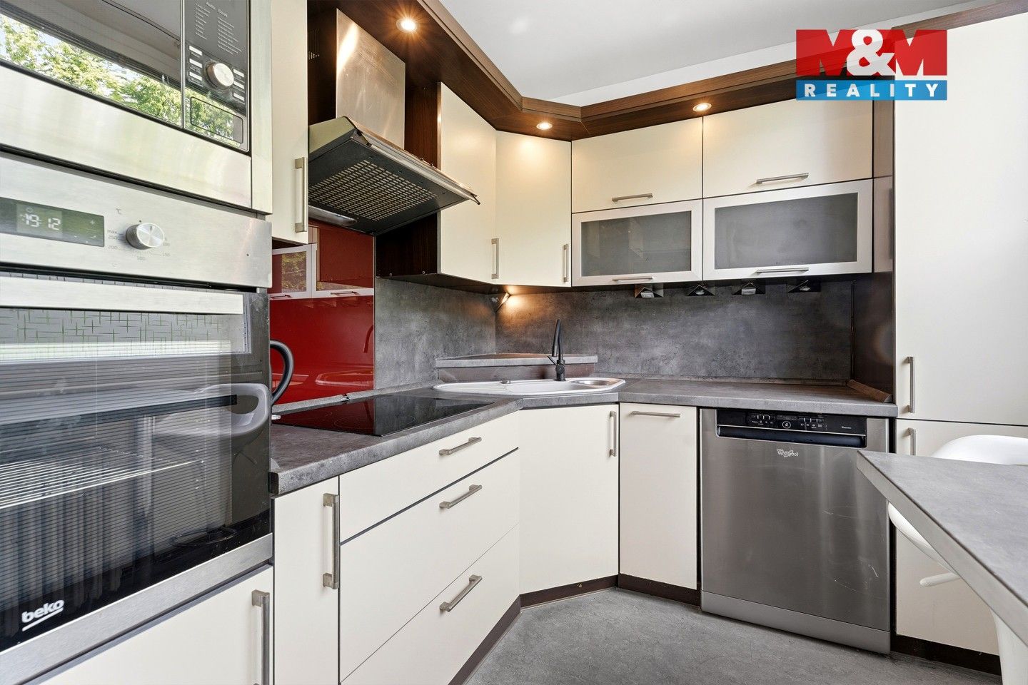 Prodej bytu 3+1 64 m² - foto 2