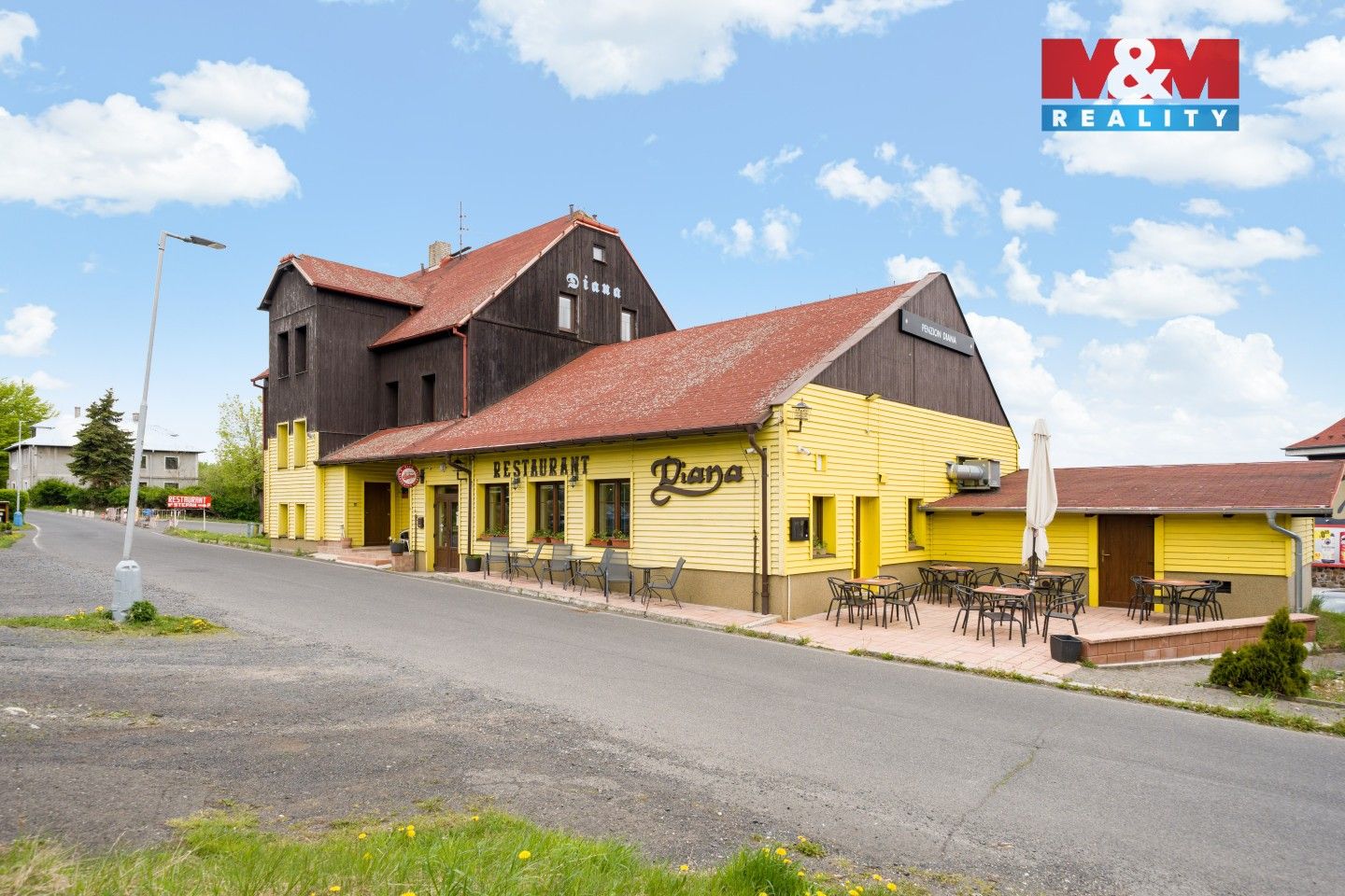 Prodej komerčního prostoru 660 m² - foto 4