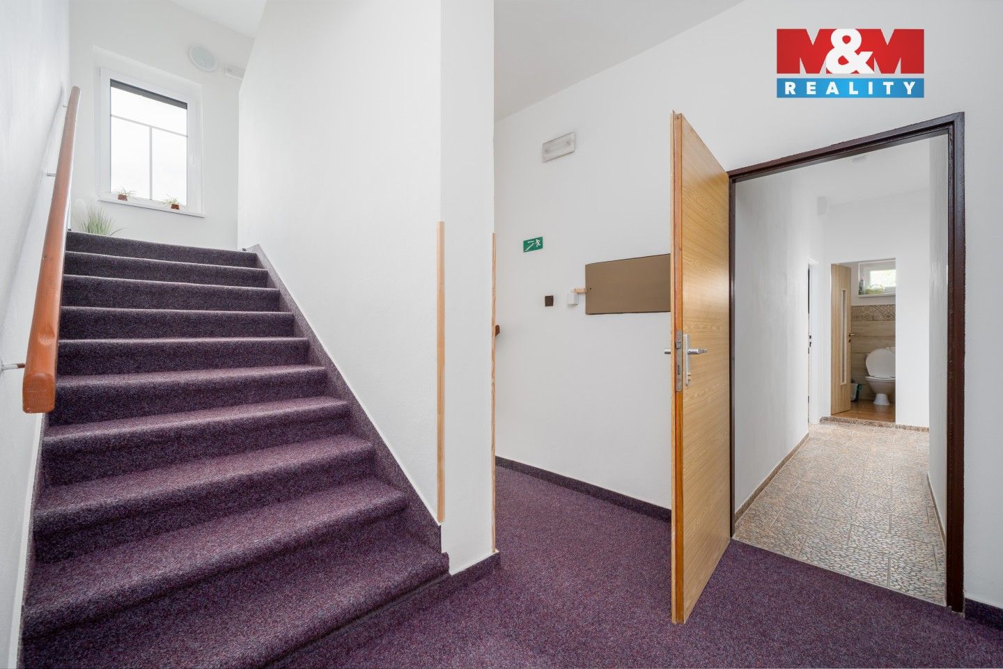 Prodej komerčního prostoru 660 m² - foto 14