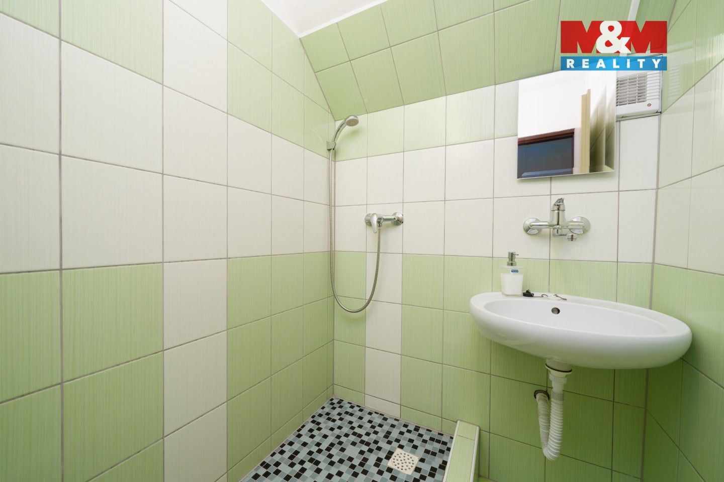 Prodej komerčního prostoru 660 m² - foto 26