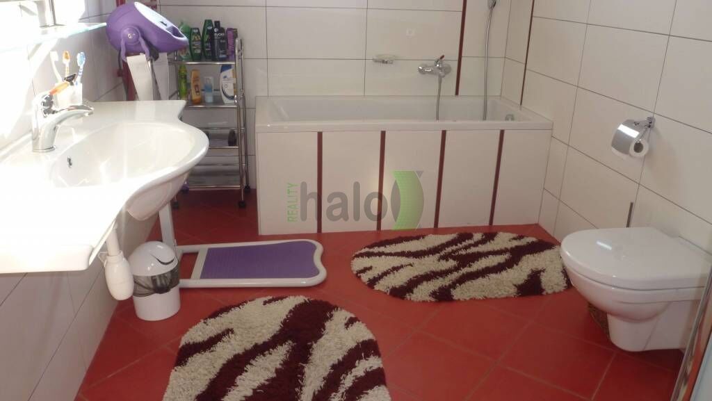 Prodej domu 200 m² - foto 14