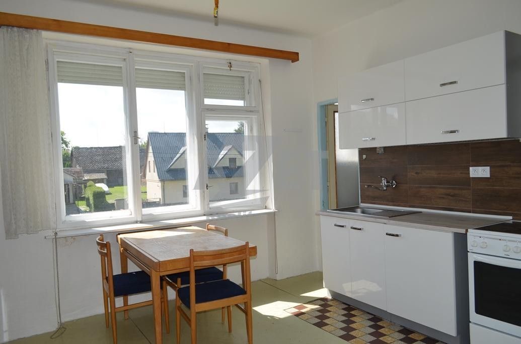 Prodej nemovitosti 240 m² - foto 2
