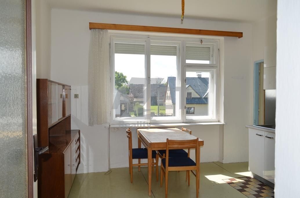 Prodej nemovitosti 240 m² - foto 3