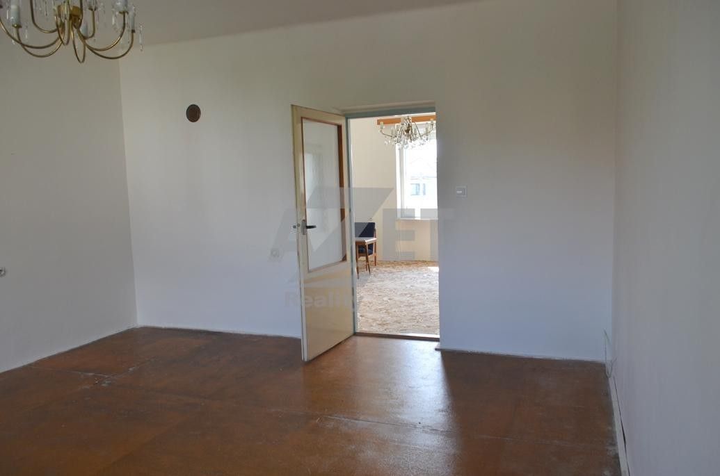 Prodej nemovitosti 240 m² - foto 9