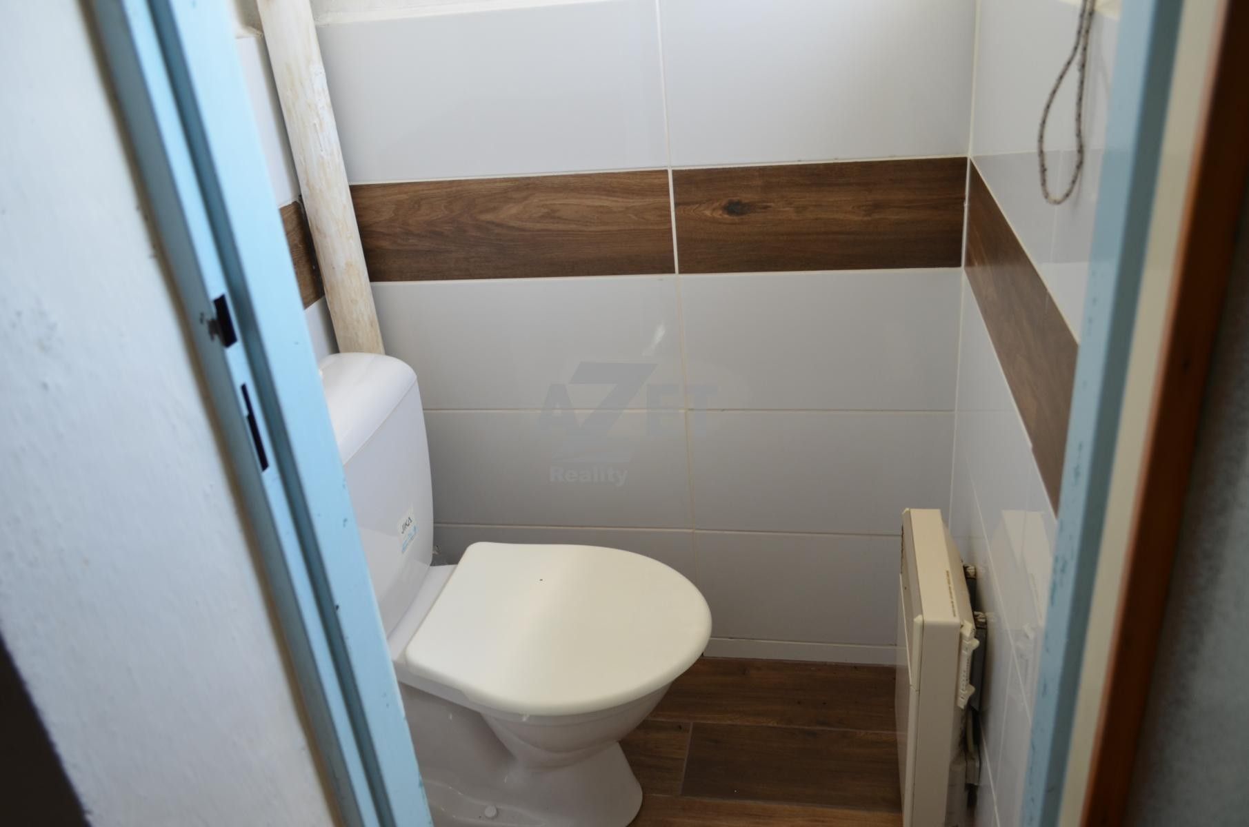 Prodej nemovitosti 240 m² - foto 16