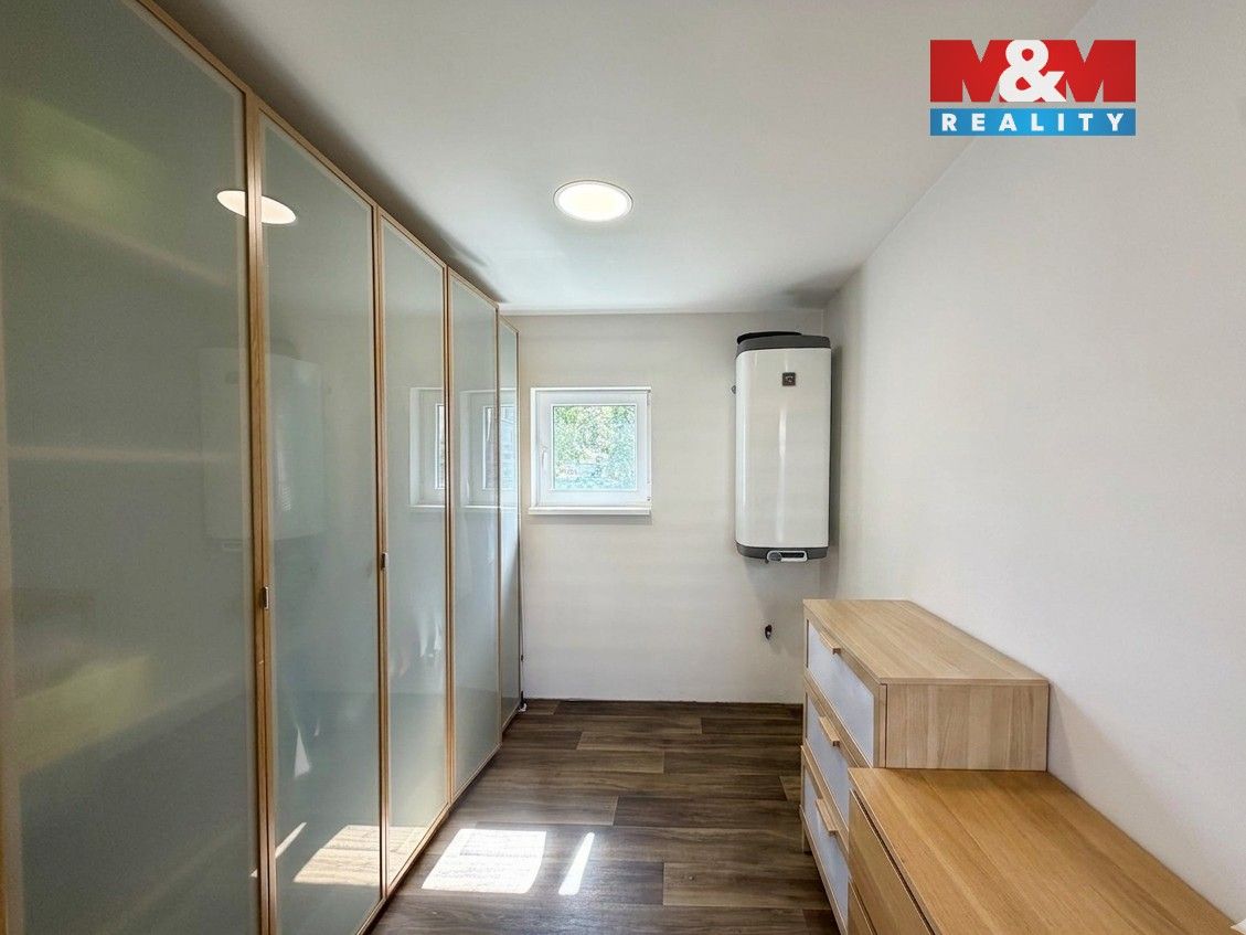 Prodej komerčního prostoru 145 m² - foto 8