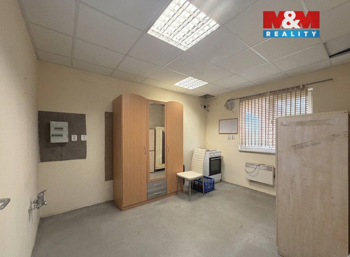 Prodej komerčního prostoru 145 m² - foto 11