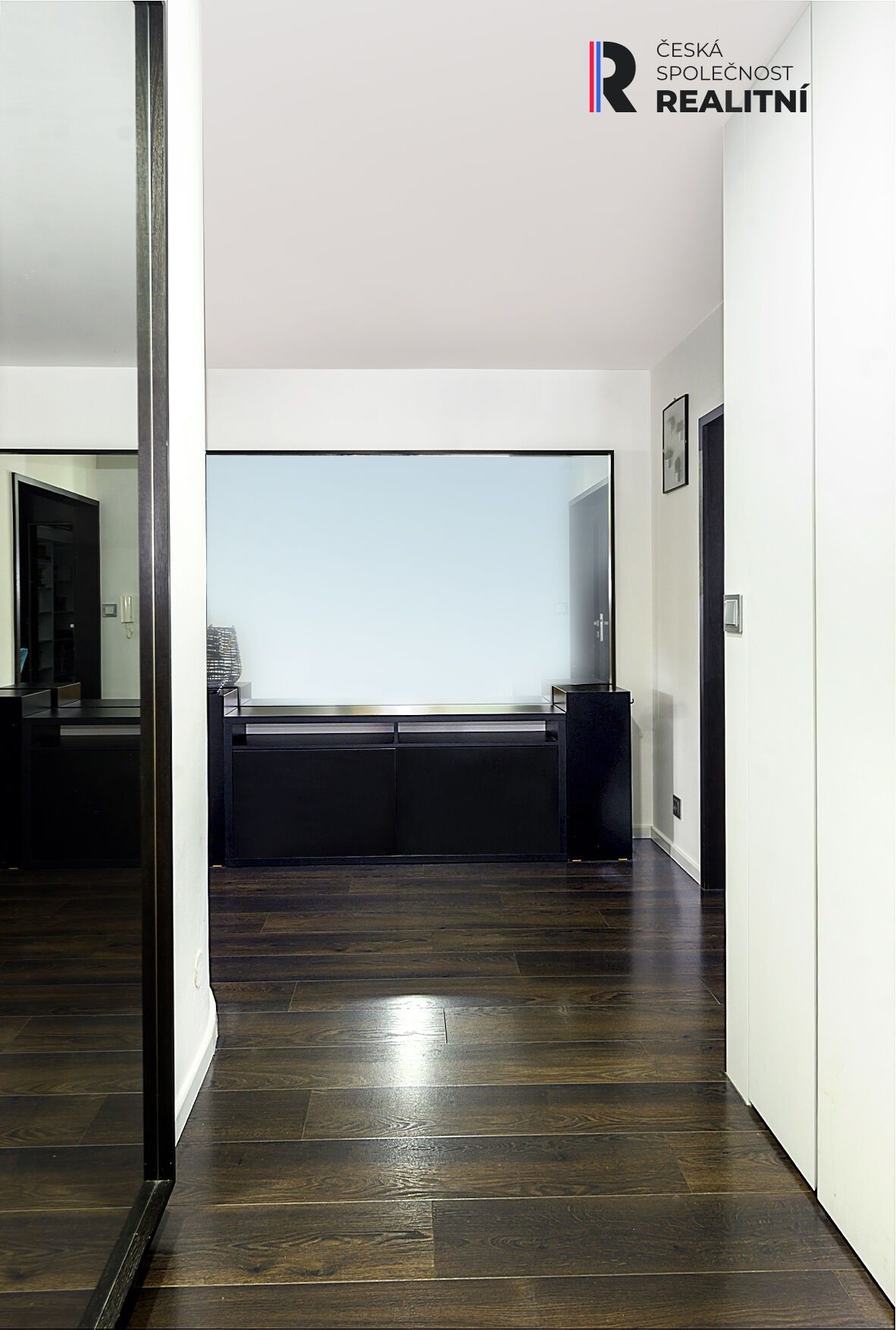Pronájem bytu 2+1 59 m² - foto 11