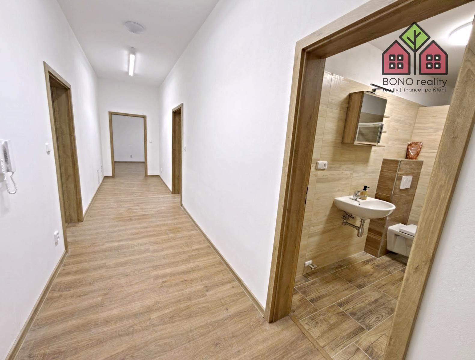 Pronájem nemovitosti 146 m² - foto 21