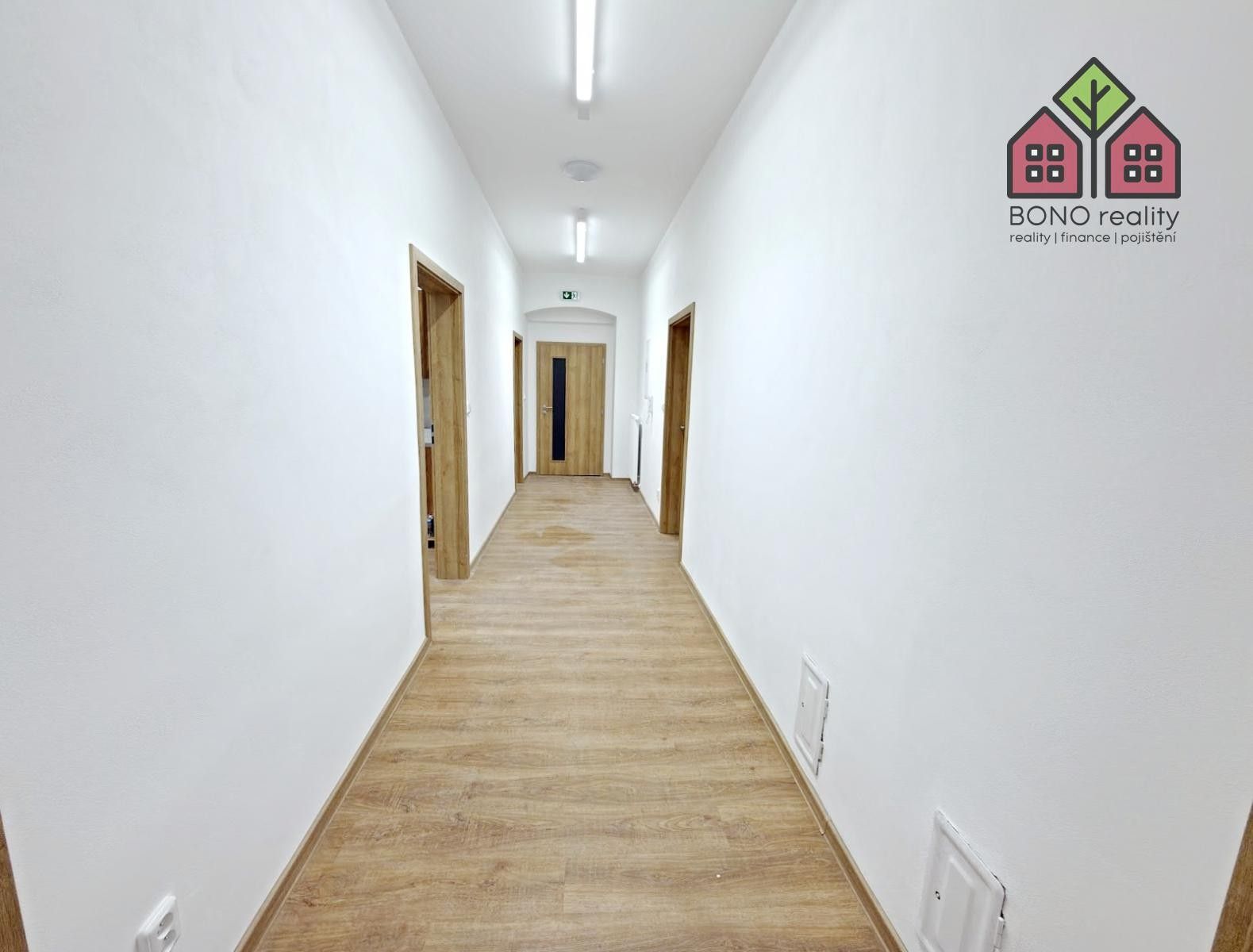Pronájem nemovitosti 146 m² - foto 23
