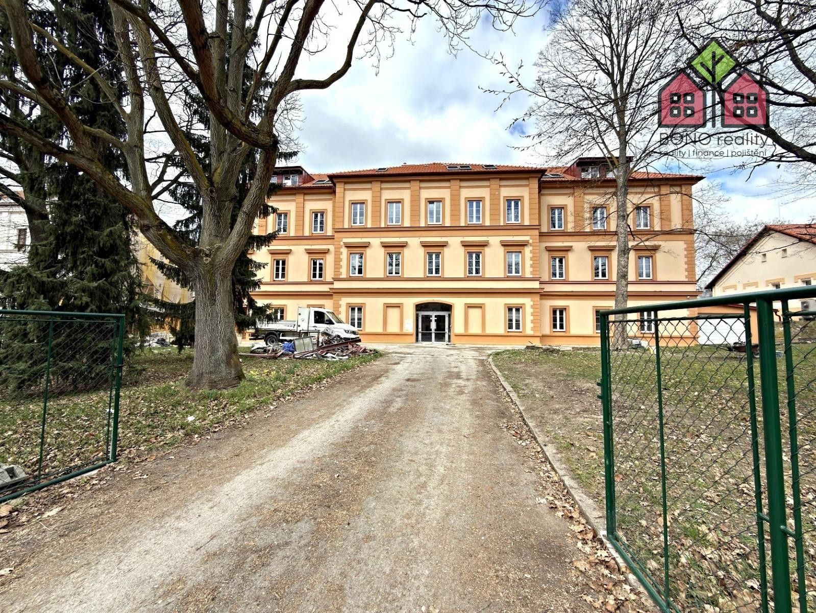 Pronájem nemovitosti 146 m² - foto 26