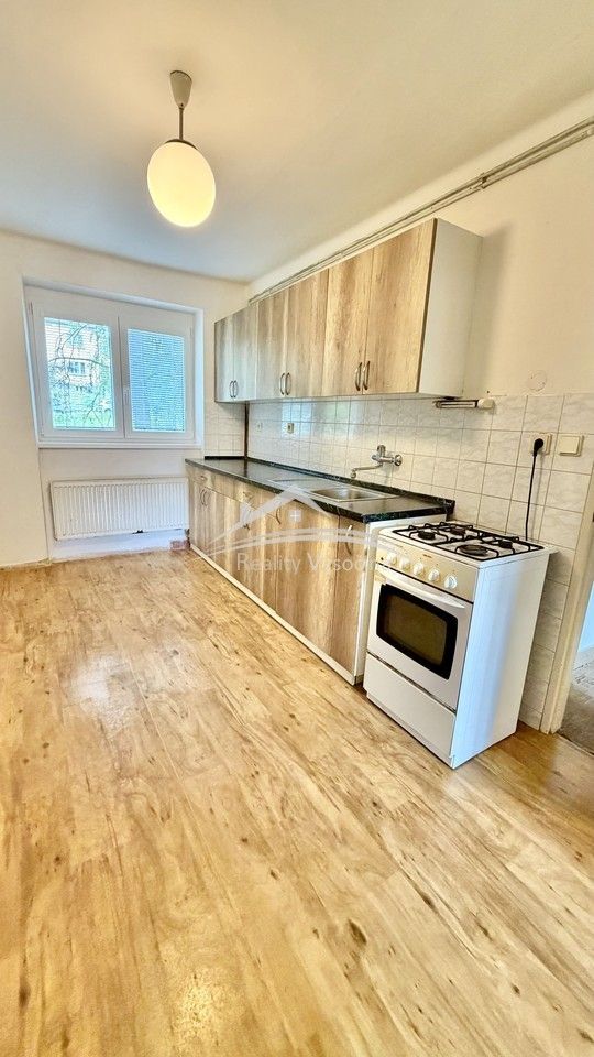 Pronájem bytu 2+1 67 m² - foto 1