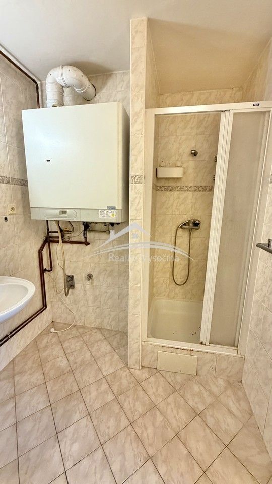 Pronájem bytu 2+1 67 m² - foto 2