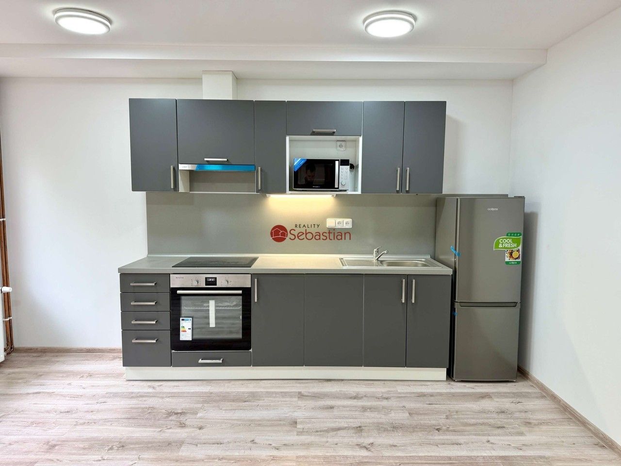 Pronájem bytu 1+kk 60 m² - foto 5