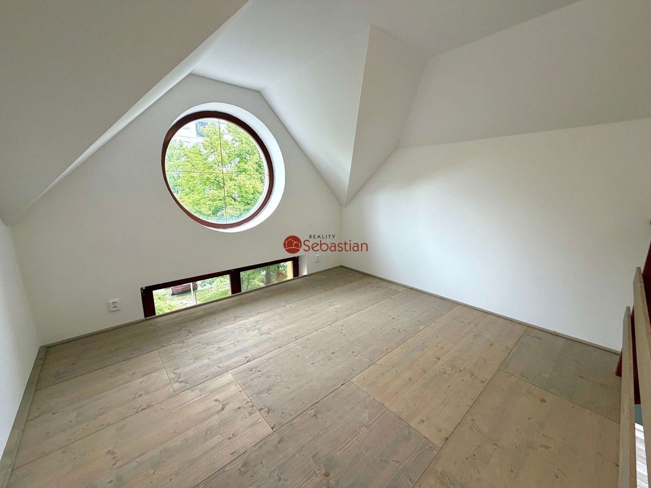 Pronájem bytu 1+kk 60 m² - foto 6