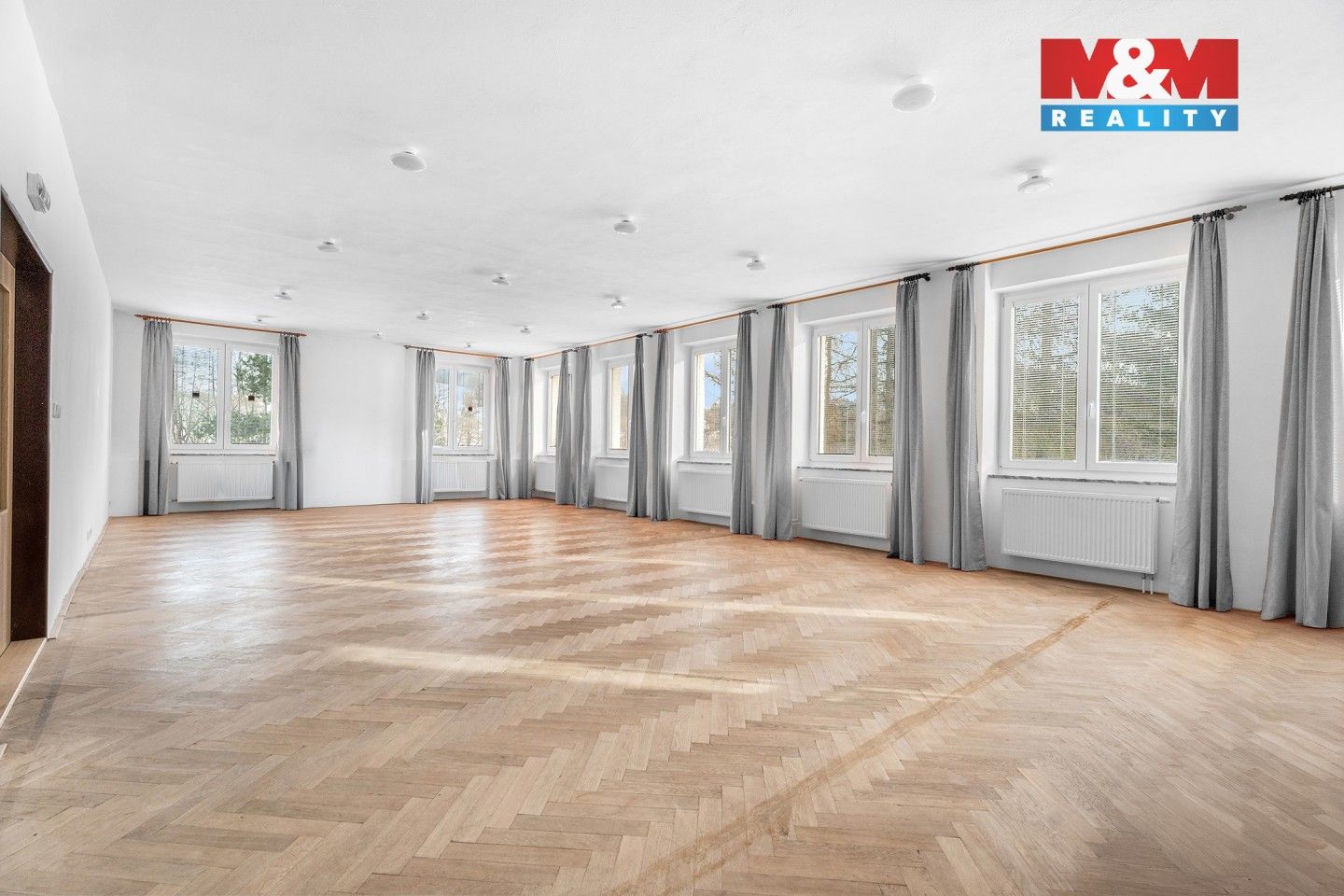 Prodej komerčního prostoru 1890 m² - foto 6