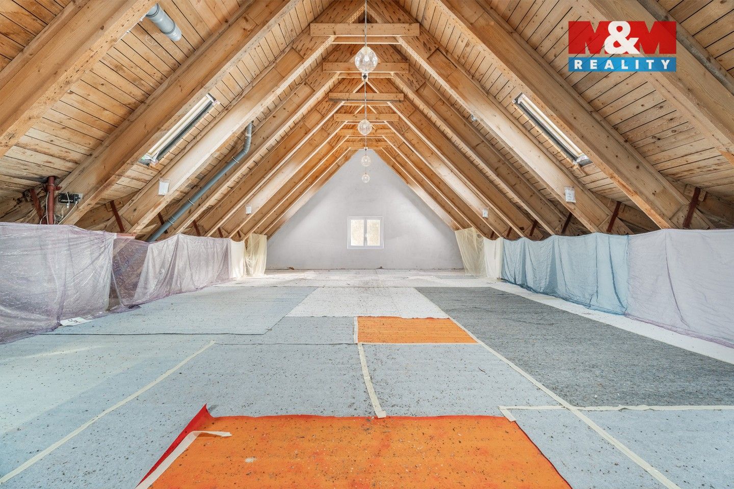 Prodej komerčního prostoru 1890 m² - foto 24
