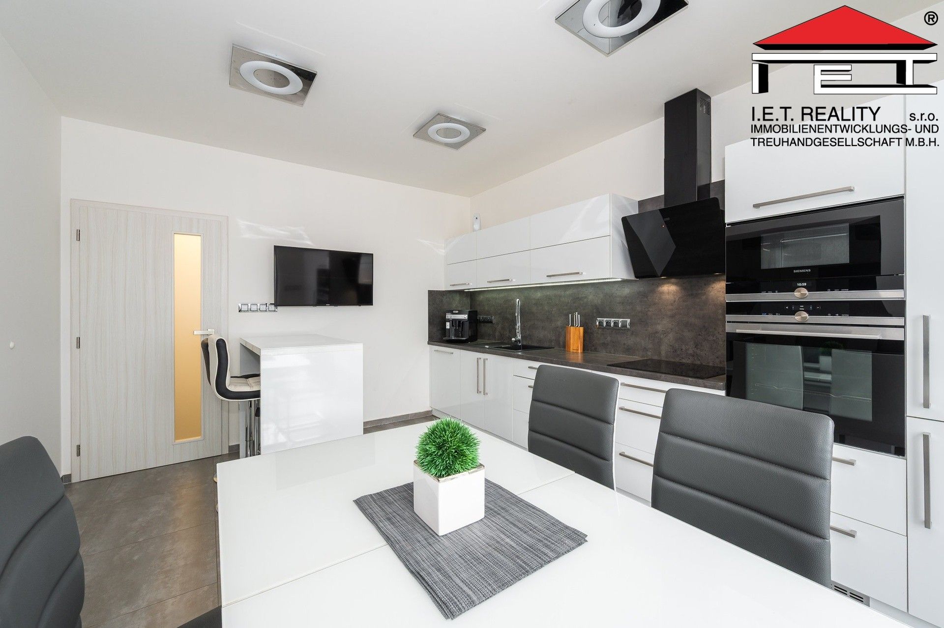 Prodej bytu 3+1 87 m² - foto 5