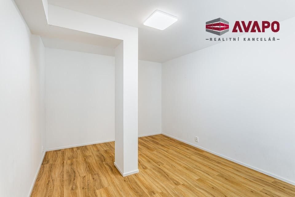 Pronájem bytu 1+kk 38 m² - foto 8