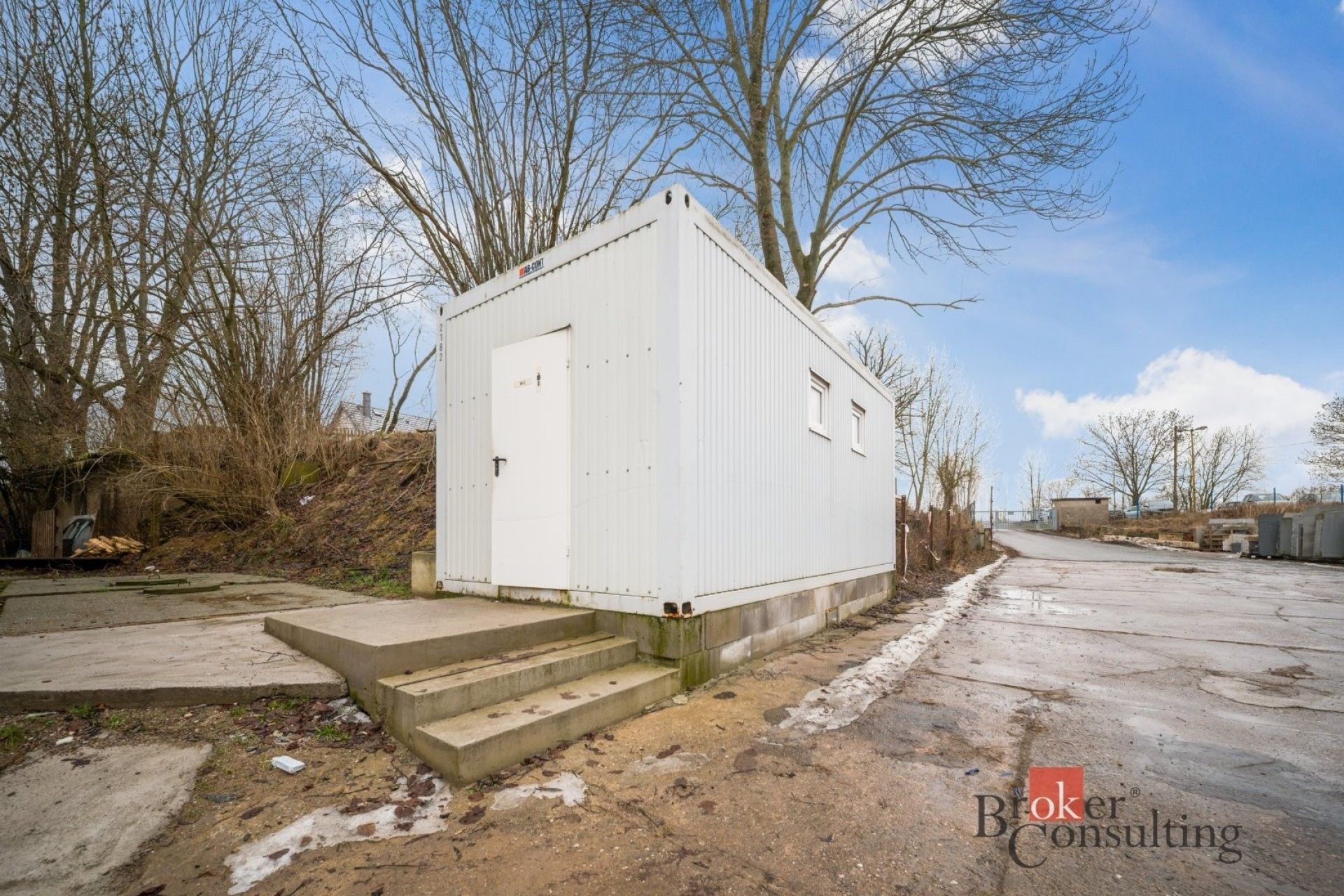 Pronájem komerčního prostoru 350 m² - foto 11
