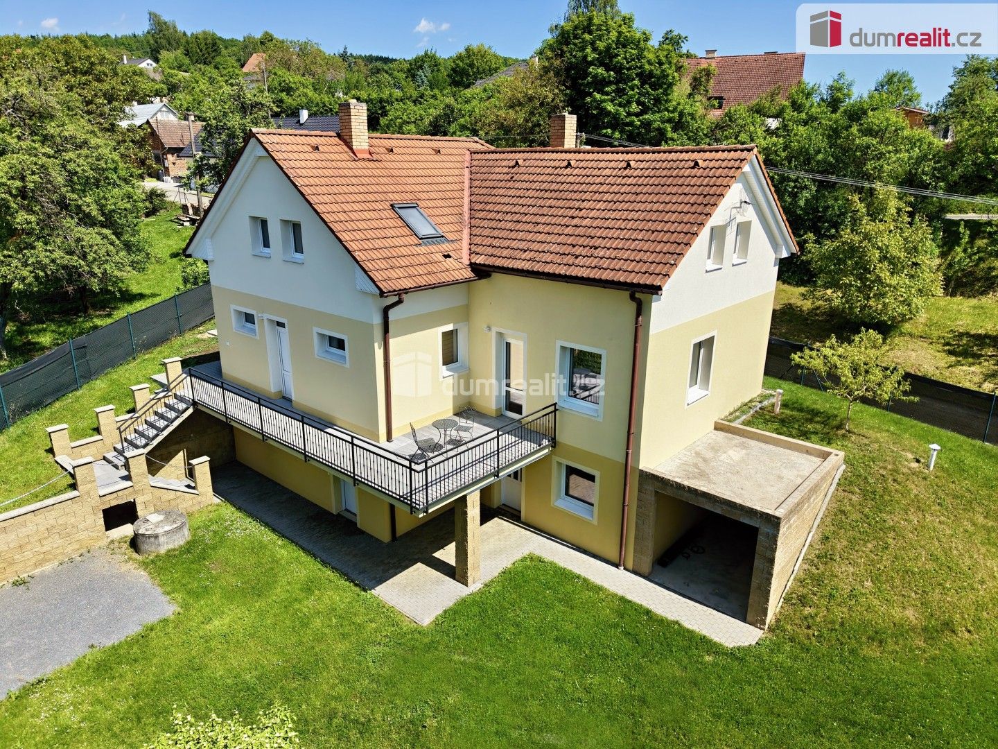 Prodej domu 247 m² - foto 1