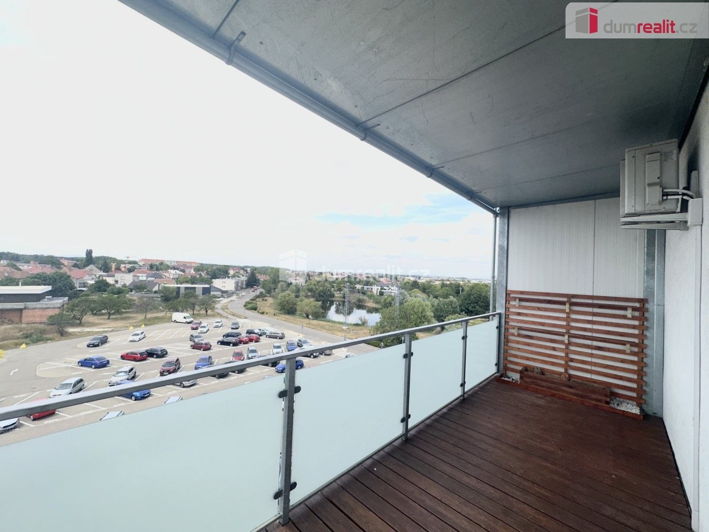 Pronájem bytu 3+kk 82 m² - foto 2