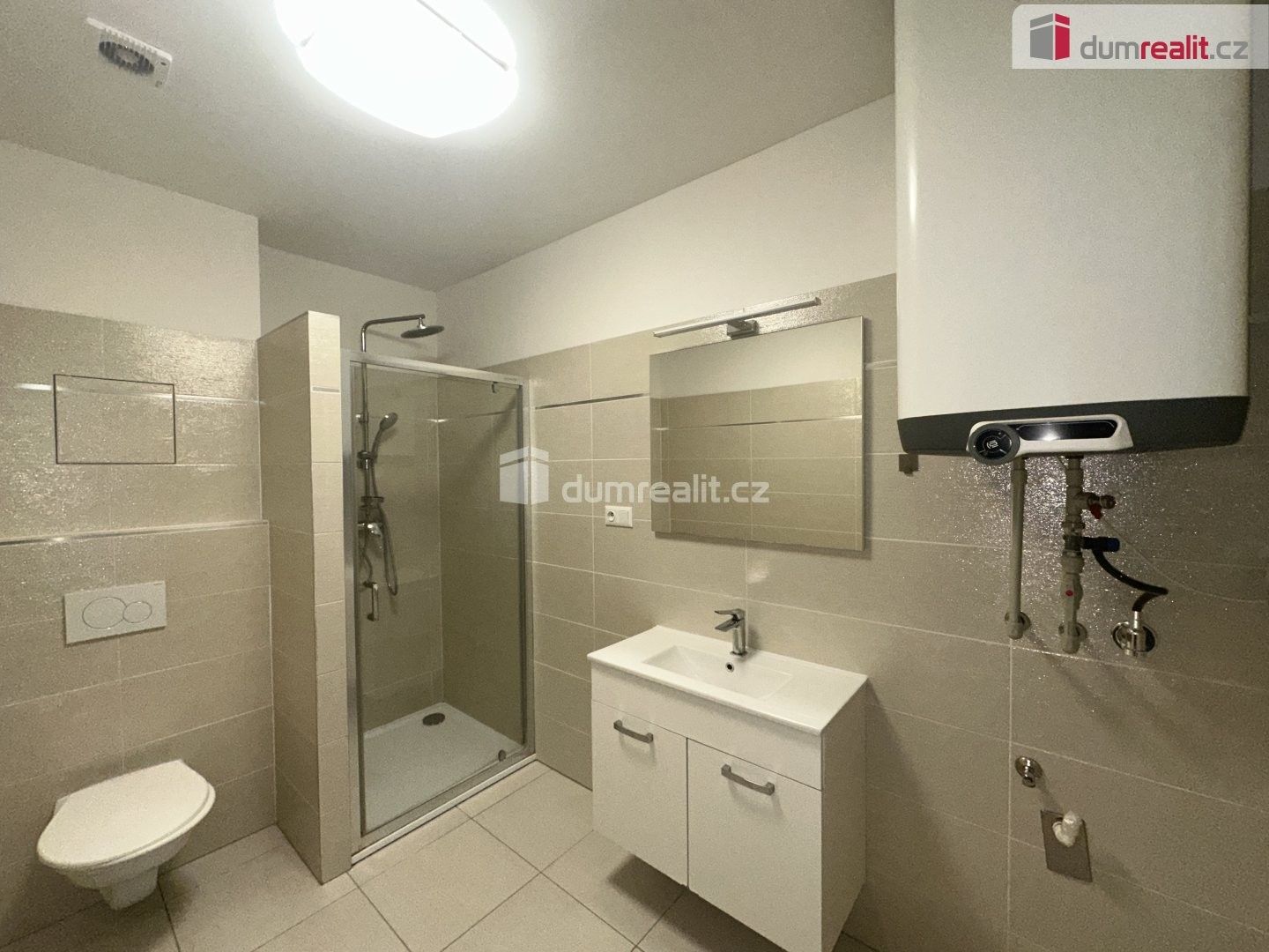 Pronájem bytu 3+kk 82 m² - foto 8