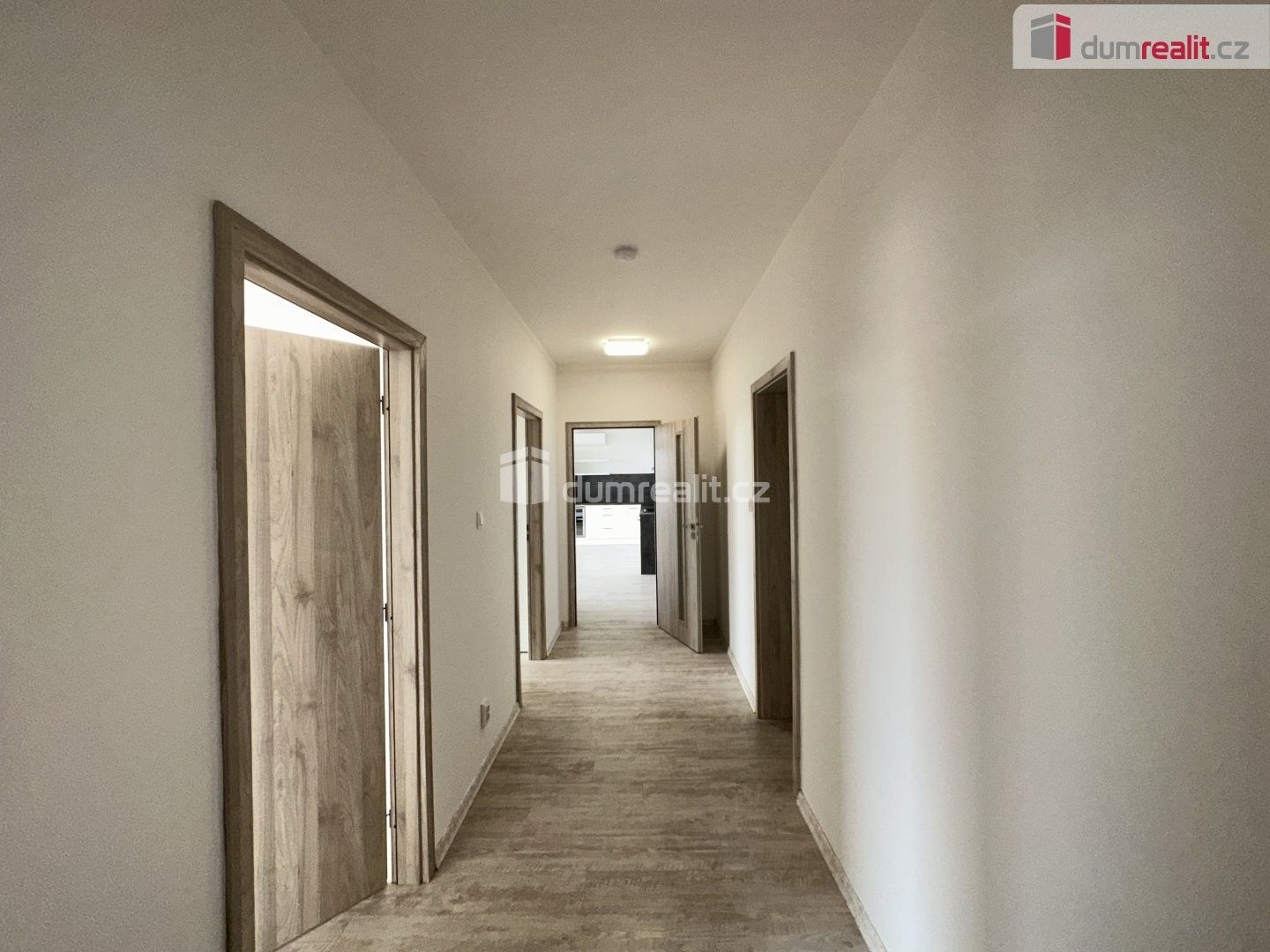 Pronájem bytu 3+kk 82 m² - foto 9