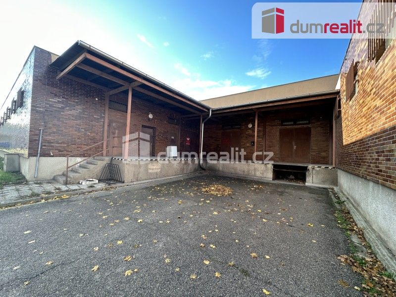 Pronájem komerčního prostoru 150 m² - foto 3