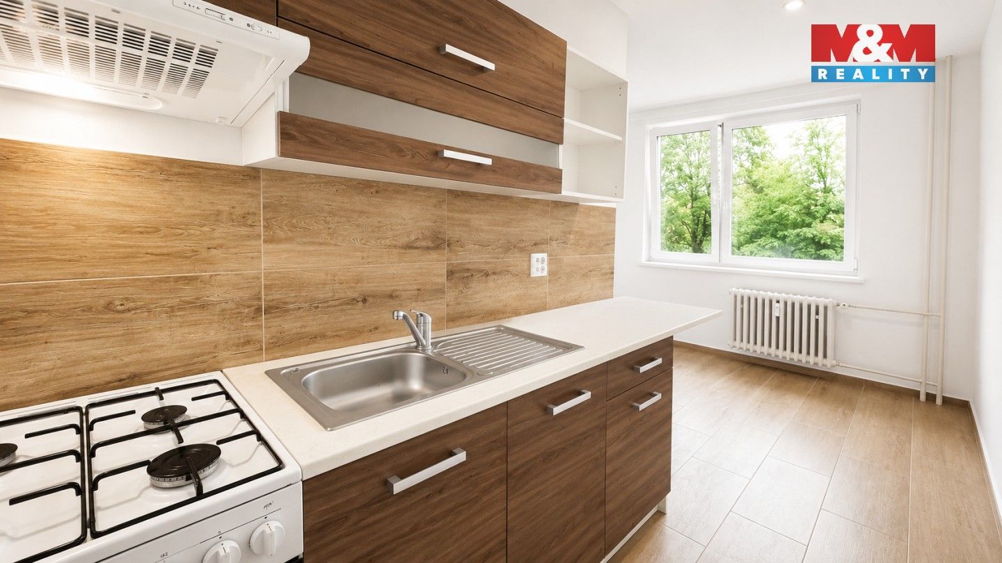 Pronájem bytu 1+1 60 m² - foto 3