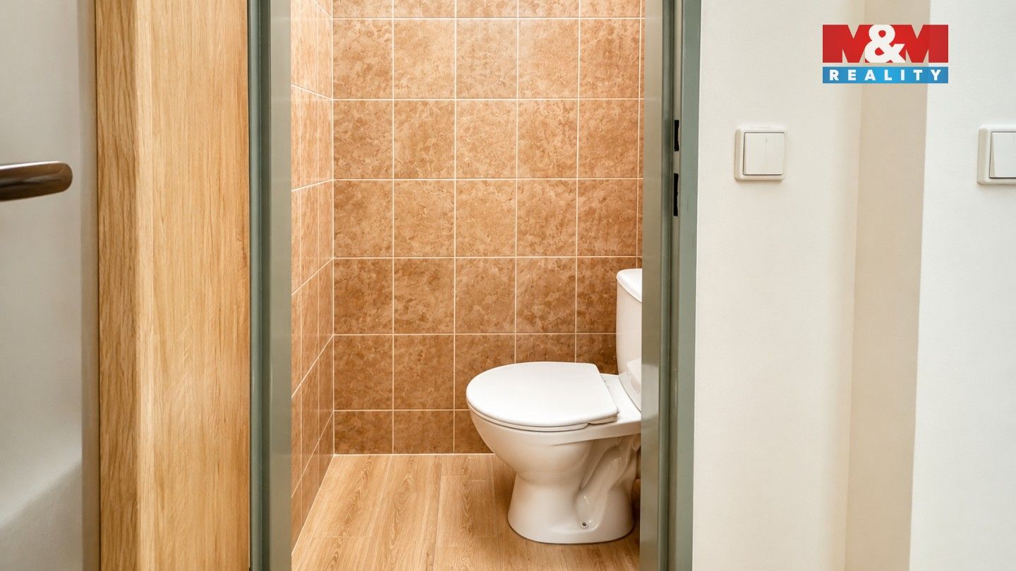 Pronájem bytu 1+1 60 m² - foto 7