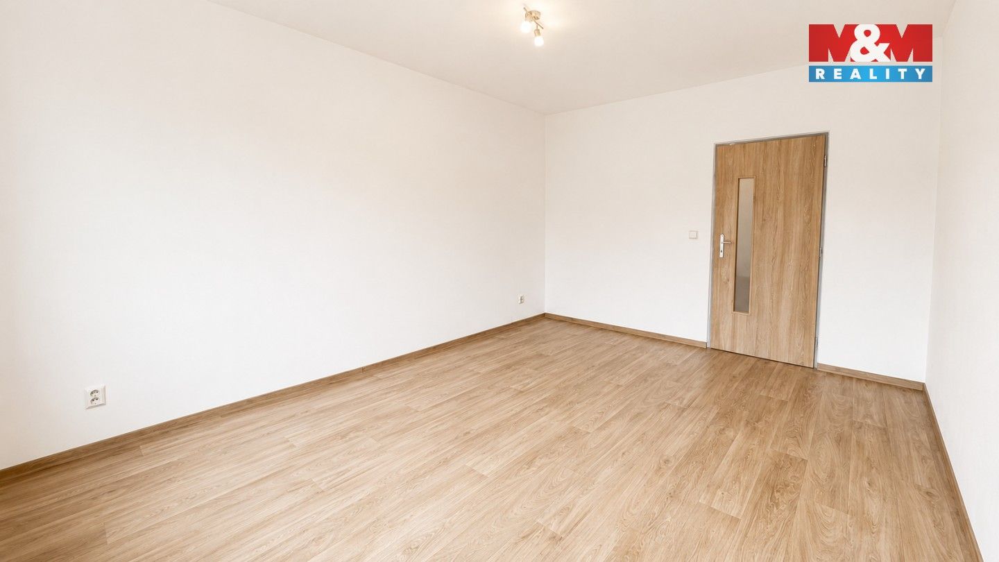 Pronájem bytu 1+1 60 m² - foto 6