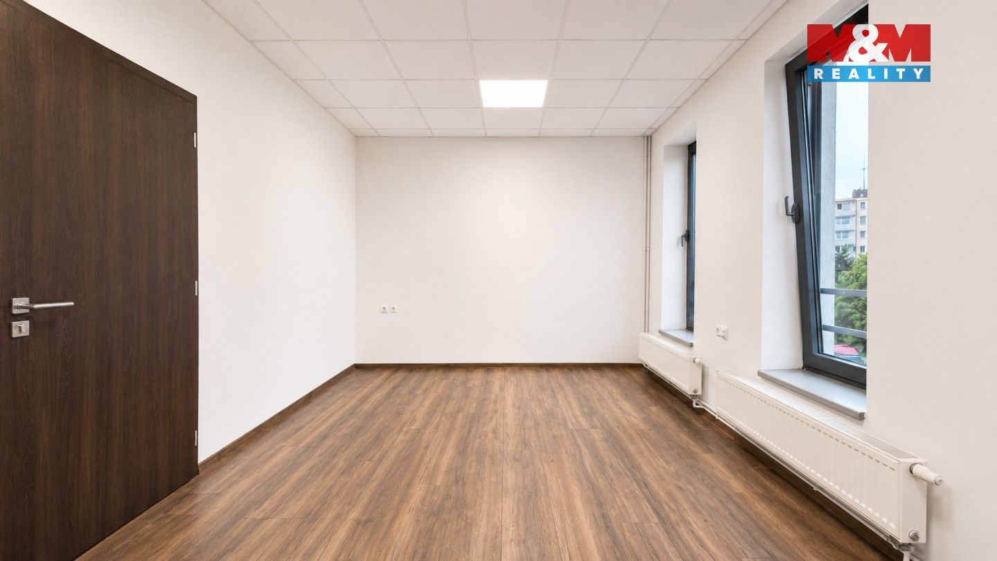 Pronájem bytu 3+1 100 m² - foto 8
