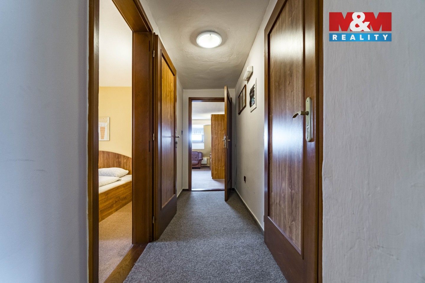 Prodej komerčního prostoru 661 m² - foto 12