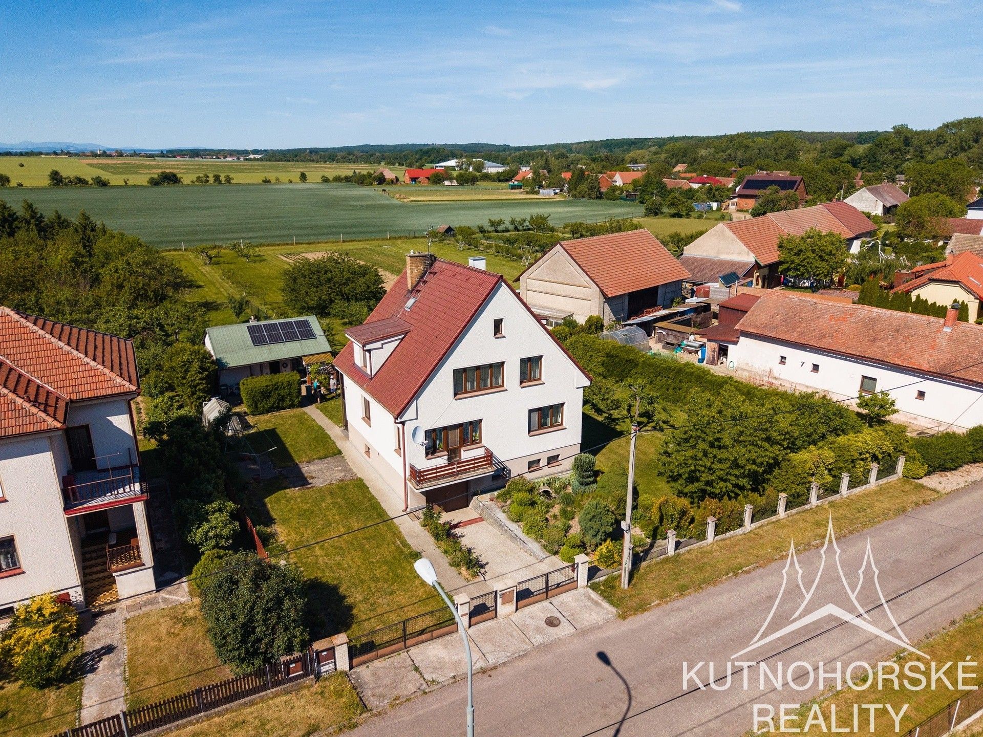 Prodej domu 129 m² - foto 1