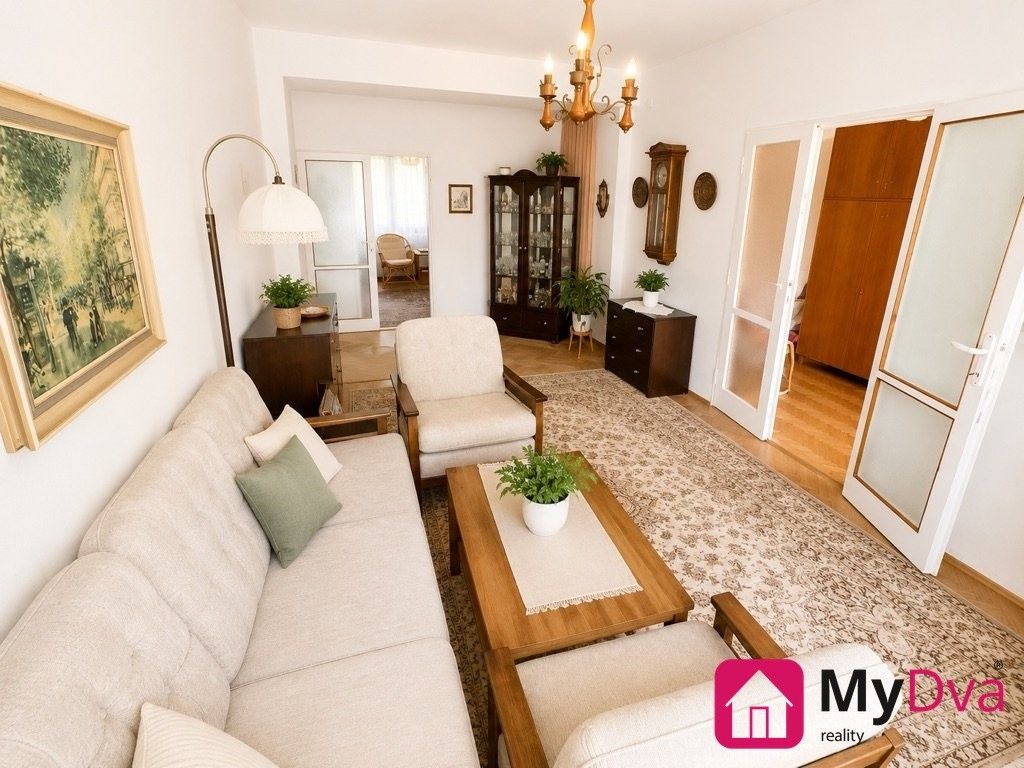 Prodej bytu 3+1 64 m² - foto 1