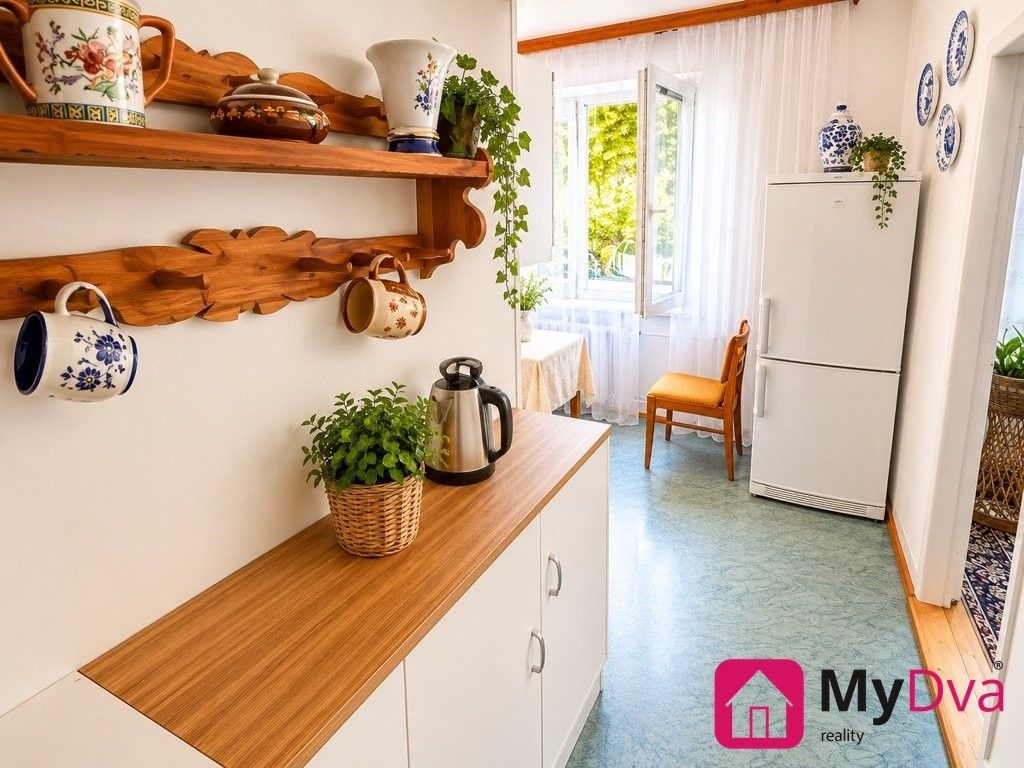 Prodej bytu 3+1 64 m² - foto 2