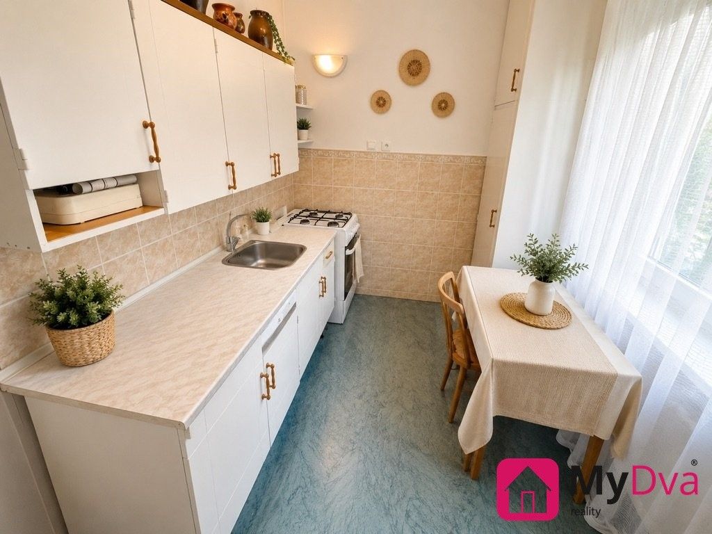 Prodej bytu 3+1 64 m² - foto 3