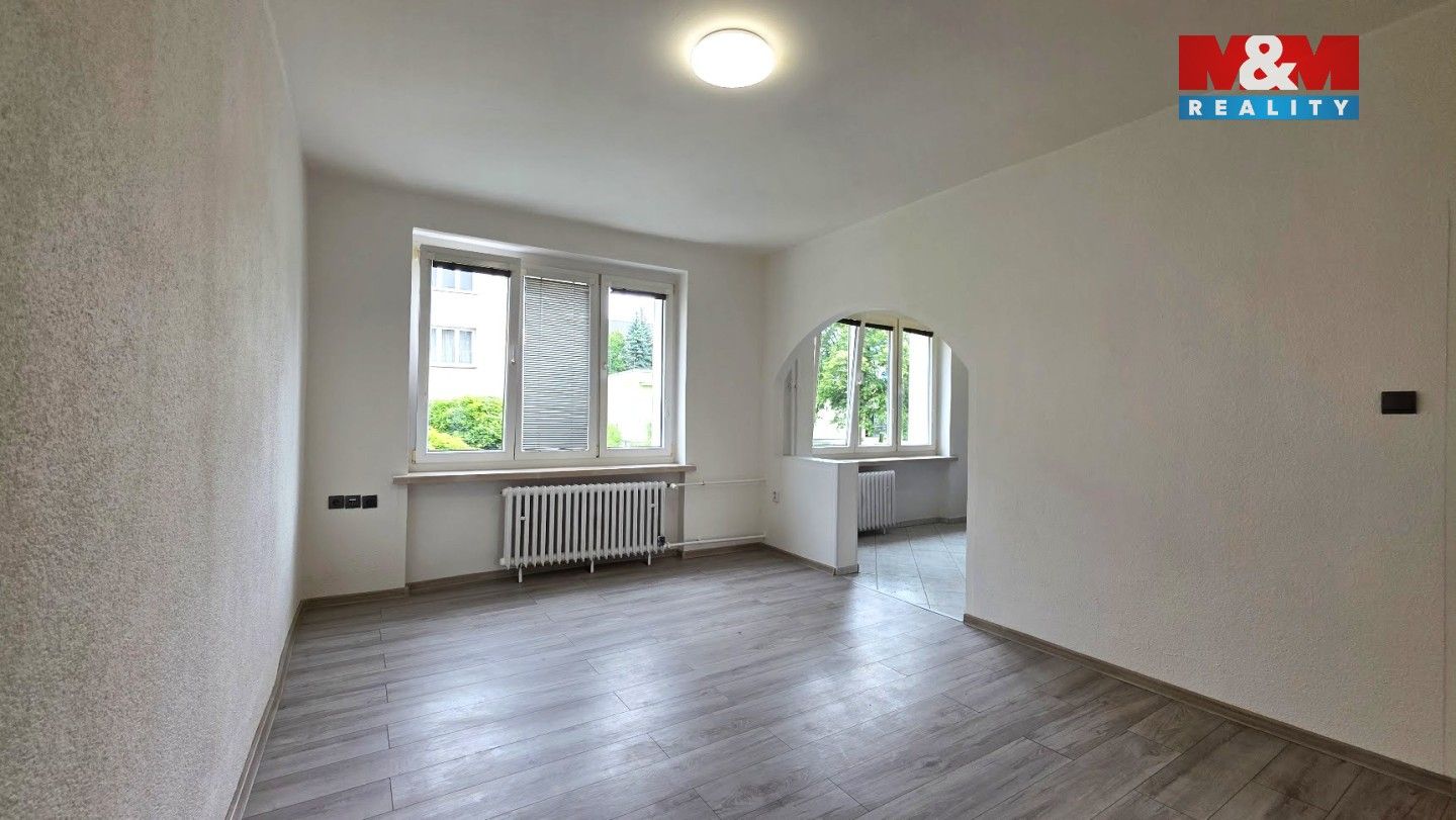 Pronájem bytu 2+1 53 m² - foto 3