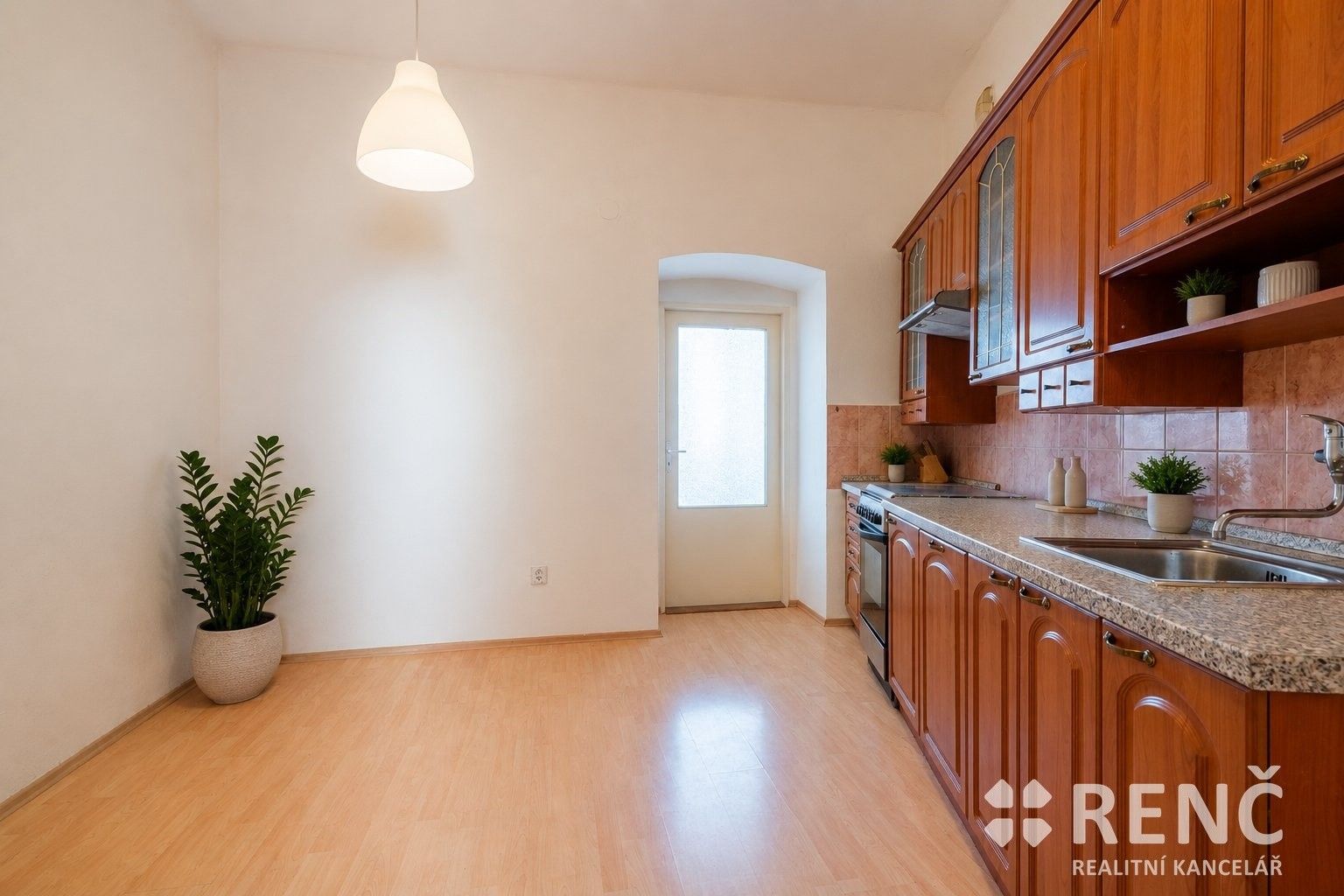Prodej bytu 2+1 67 m² - foto 1