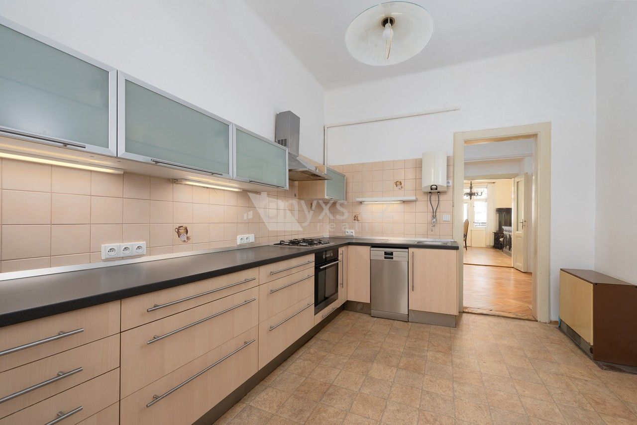 Pronájem bytu 3+1 112 m² - foto 5