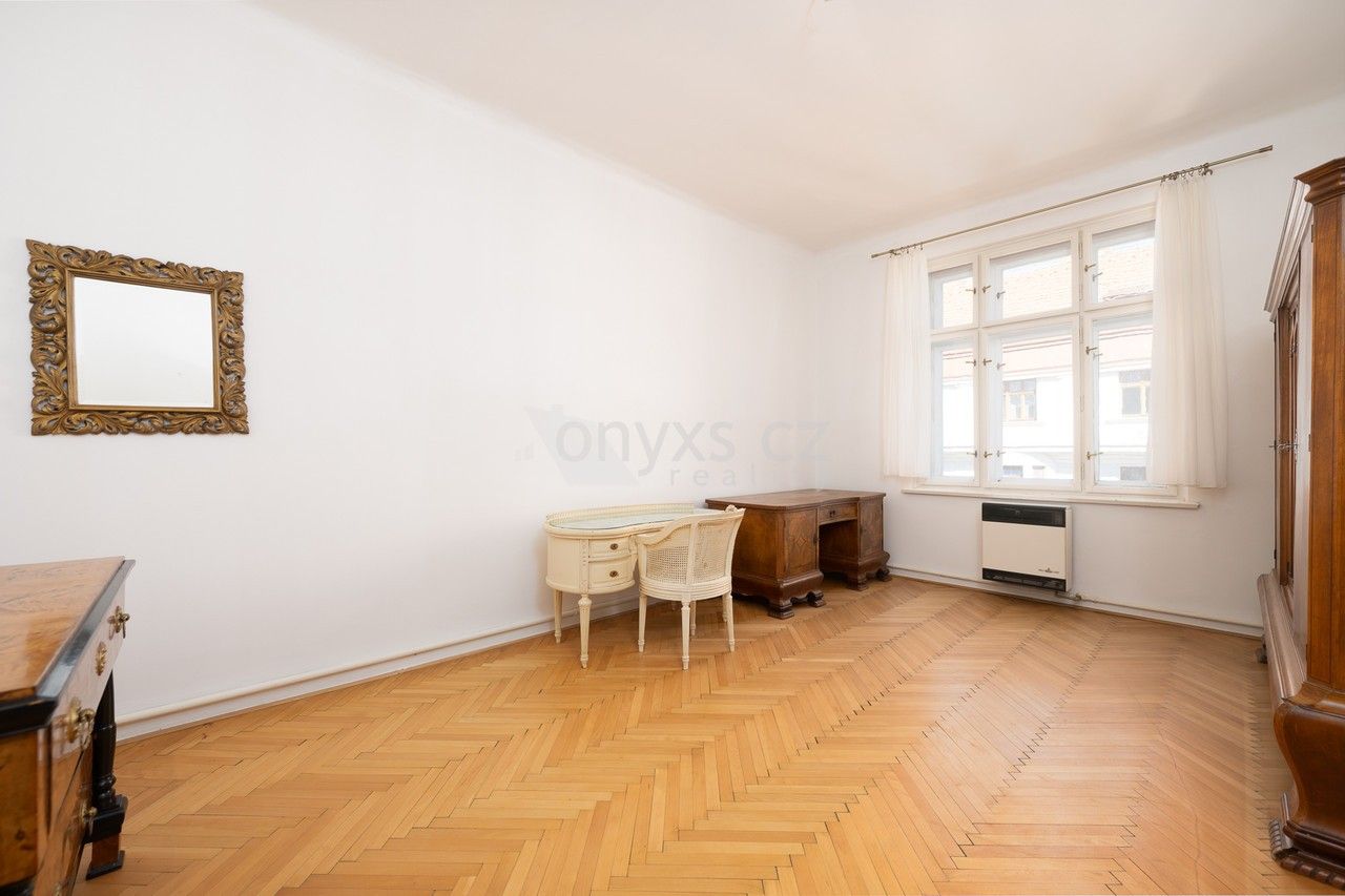 Pronájem bytu 3+1 112 m² - foto 8