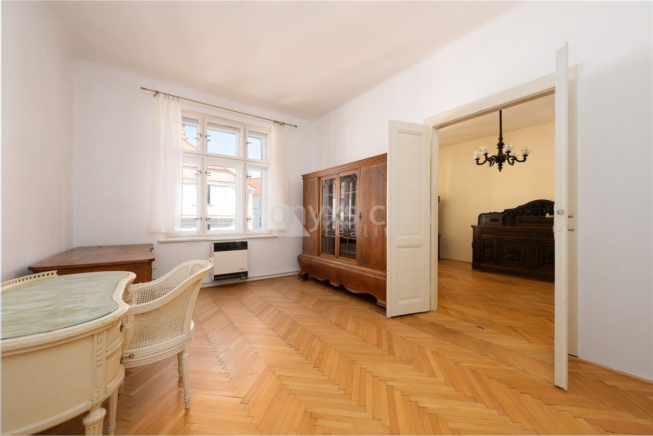 Pronájem bytu 3+1 112 m² - foto 9