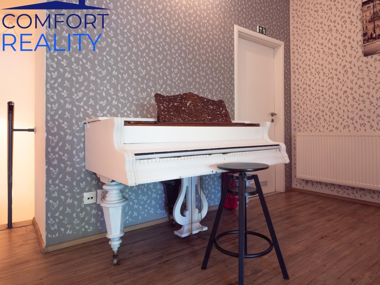 Pronájem komerčního prostoru 300 m² - foto 6