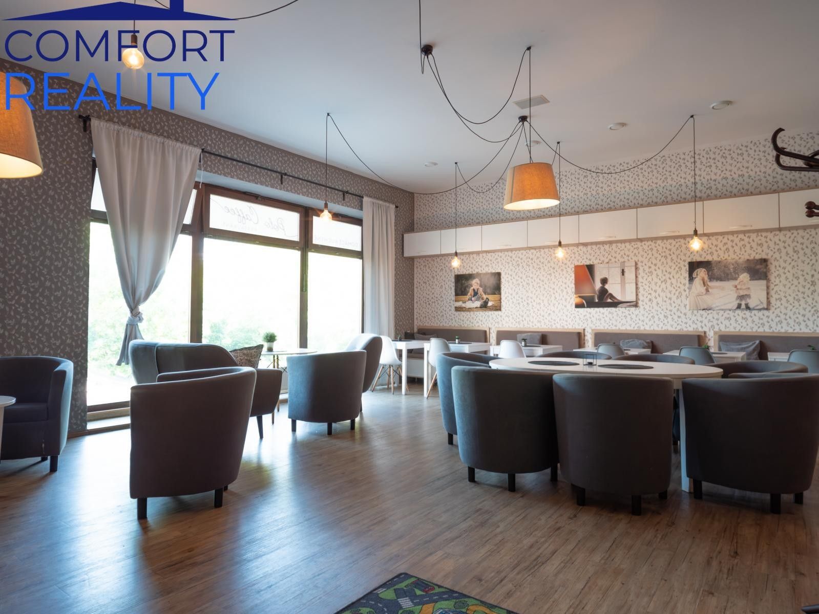 Pronájem komerčního prostoru 300 m² - foto 7