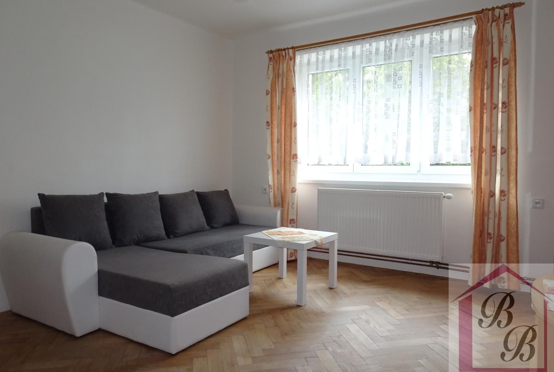 Pronájem bytu 2+1 49 m² - foto 5