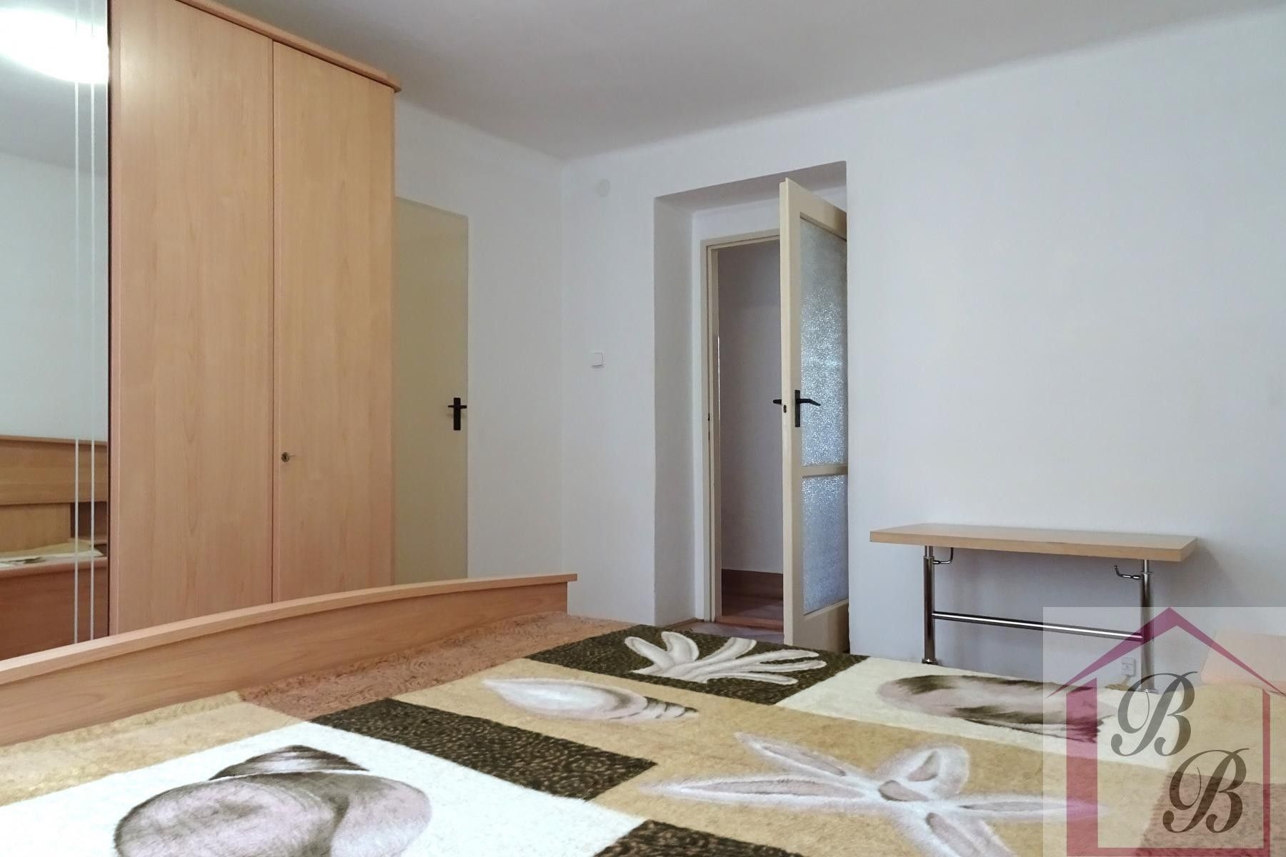 Pronájem bytu 2+1 49 m² - foto 8